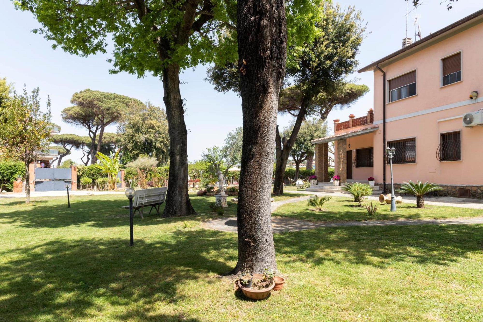 Villa Ninfa Alburnea Anzio Esterno foto